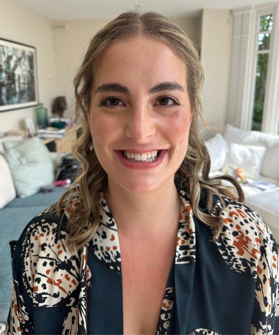 A personalised makeup lesson with Mel England
